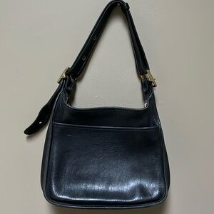 Coach Vintage Legacy Zip Black Handbag Shoulder Crossbody Purse Style# K2P-9966